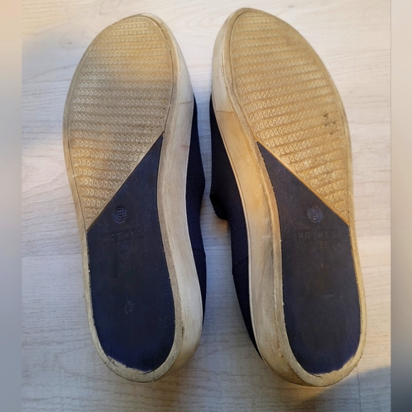 Rothy's The Original Slip-On Sneakers in Navy Size 9.5 - Picture 5 of 6